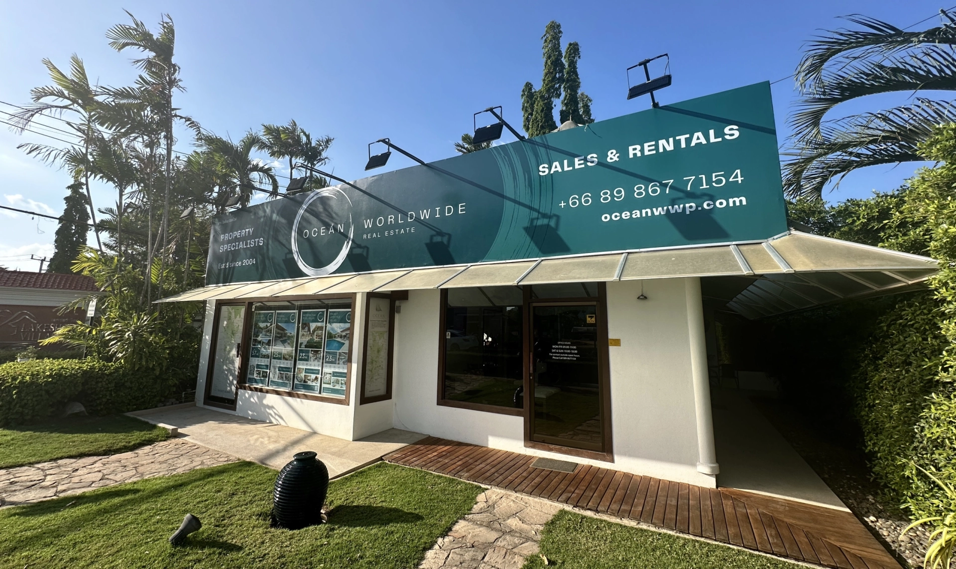 Ocean Worldwide Property office in Cherngtalay, Phuket
