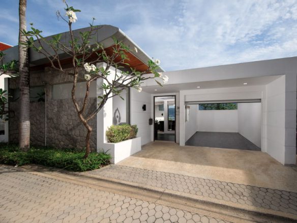 Secluded villa offering a calm and natural atmosphere.