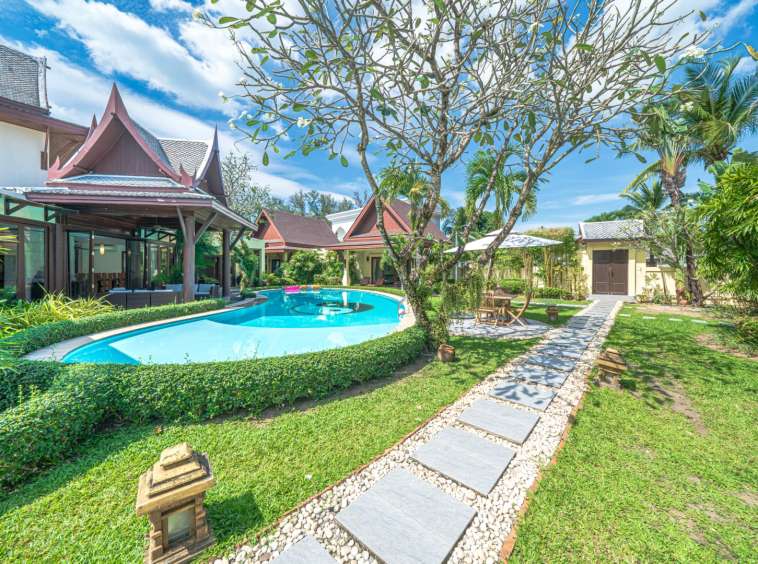 stunning-8-bedroom-villa-bangtao-beach